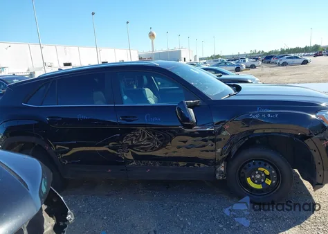 2025 Volkswagen Atlas Cross Sport 2.0T Se W/Technology z USA, uszkodzony, nr VIN 1V2HE2CA5SC210582